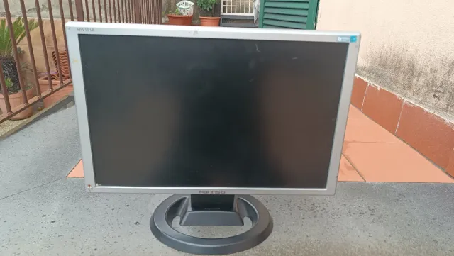 Monitor LCD Hanns 19 pollici