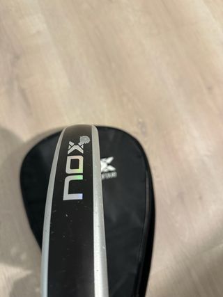 Pala Pádel Nox AT10 Genius 18K