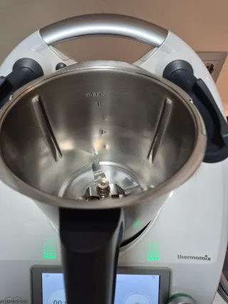 Thermomix TM6 con accesorios