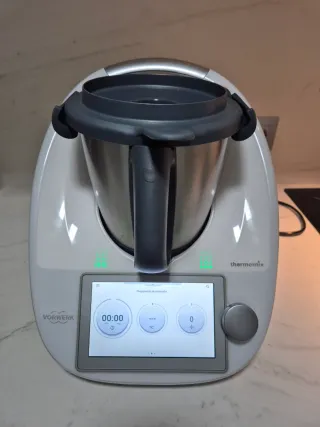 Thermomix TM6 con accesorios