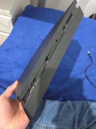 Consola PS4 Negra + 2 Mandos