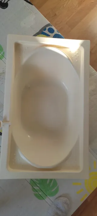 Bañera infantil con tubo