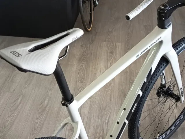 Bicicleta Gravel Carbono CBK