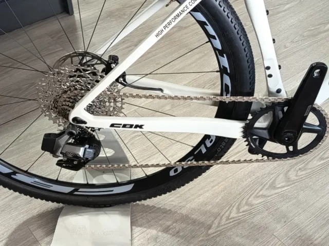 Bicicleta Gravel Carbono CBK