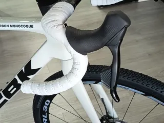 Bicicleta Gravel Carbono CBK