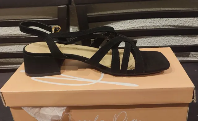 Sandalias Merkal Tacón Bajo Talla 37