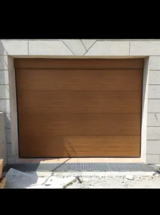 Instalación puerta de garaje.