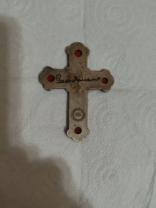 Cruz arte sacro vintage firmada en metal-cabujones