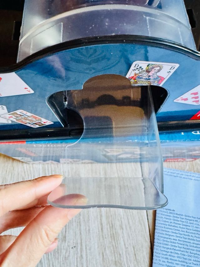 NUOVO! Mescolatore di carte automatico da estrenare