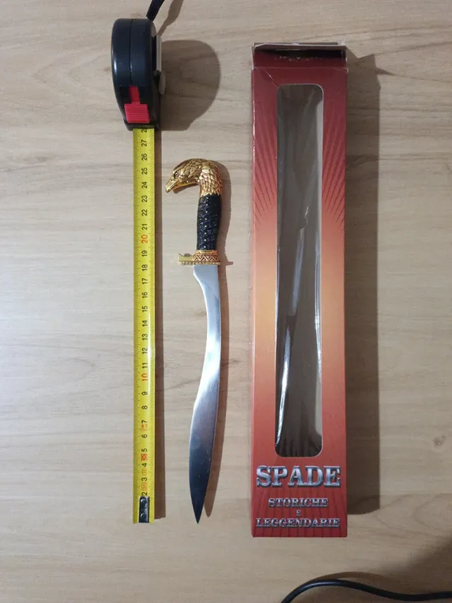 Spada decorativa da collezione