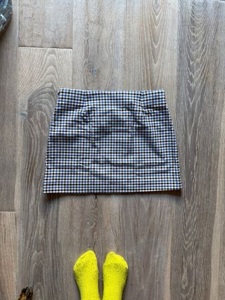 Falda Zara cuadros azul y negro 38