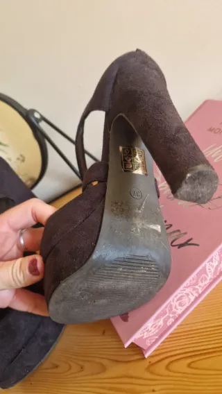 Tacones negros plataforma