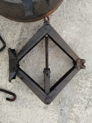 Gato para coche con gancho