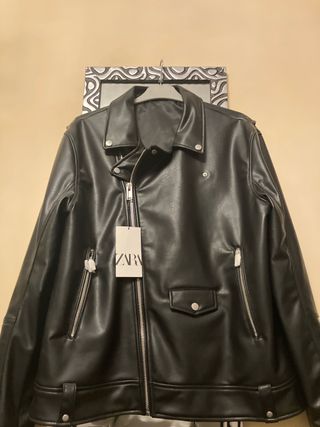Chaqueta Zara Negra Piel Sintética