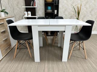 Mesa Extensible en Oferta + 4 Sillas Modernas