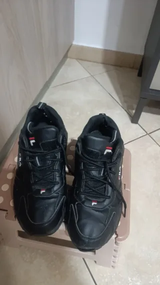 Scarpe da ginnastica Fila donna nere