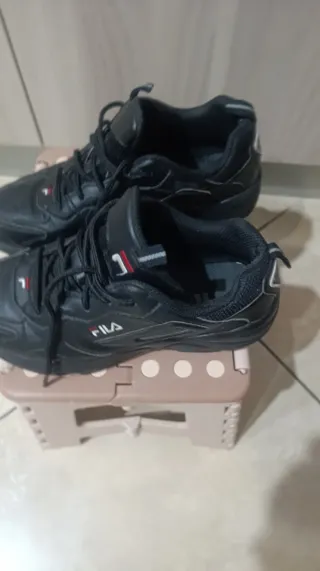 Scarpe da ginnastica Fila donna nere