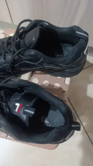 Scarpe da ginnastica Fila donna nere