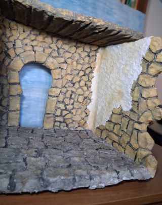 Portal Belén artesanal piedra ventanl figuras 30cm