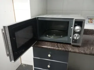 Microondas Grill HKoenig