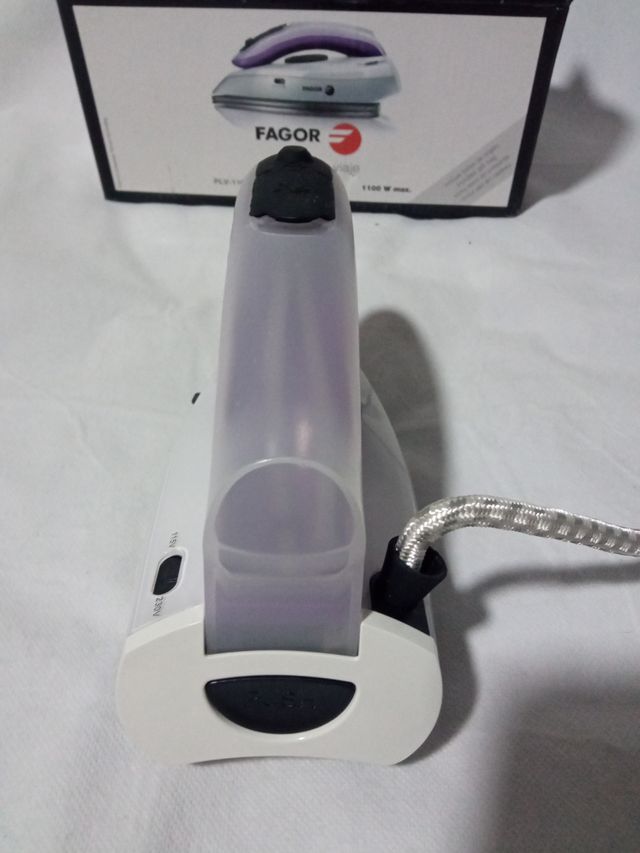 Plancha de viaje Fagor