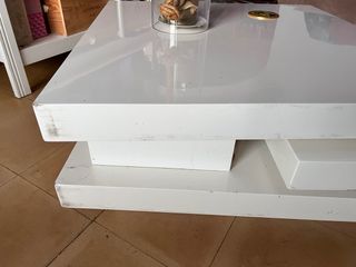 Mesa auxiliar moderna movible