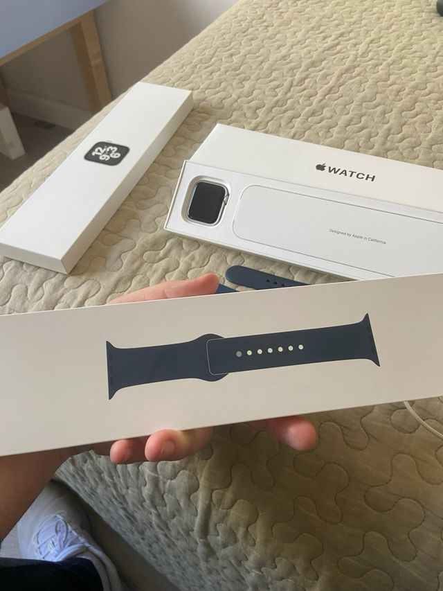 Apple Watch SE 40mm Argento con Cinturini