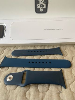 Apple Watch SE 40mm Argento con Cinturini