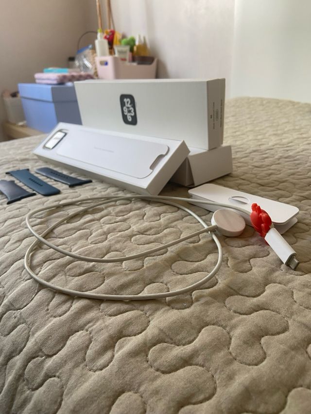 Apple Watch SE 40mm Argento con Cinturini