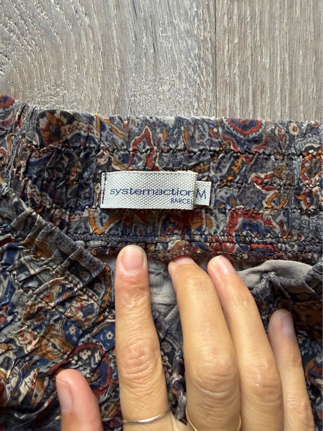 Falda de seda estampada system action M