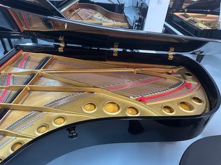 Piano Gran Cola Yamaha SC 245cm mas grande que C7