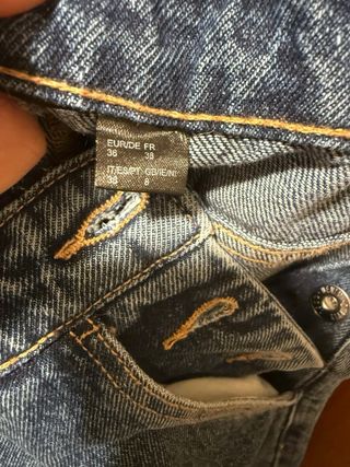 Peto vaquero con estampado de Louis Vuitton