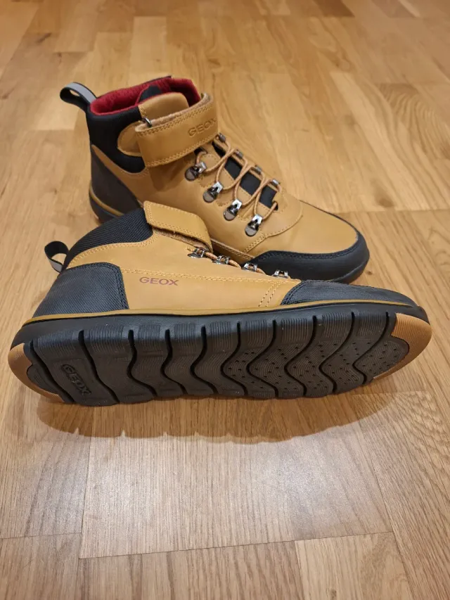 Stivali Geox per bambini taglia 39