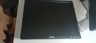 2 Monitores LCD 17 (sin cables)