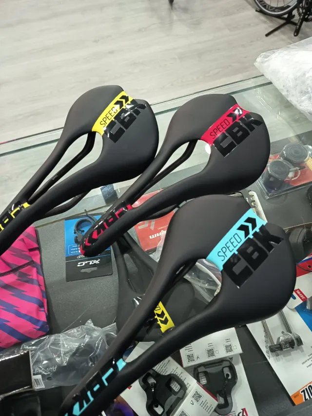 Sillín de carbono CBK SPEED 118 gr