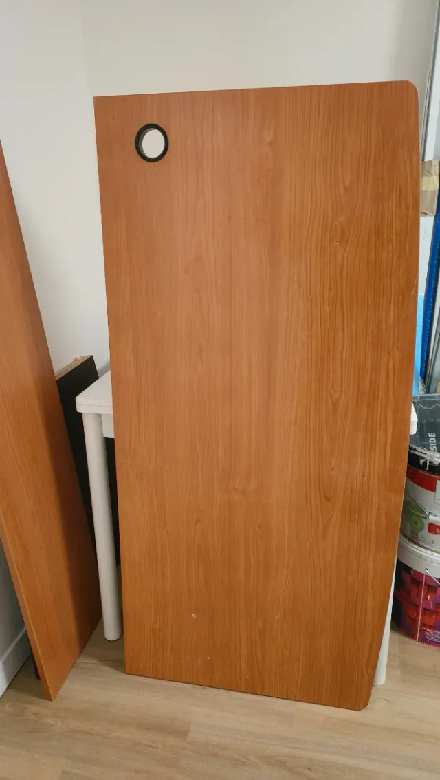 MESA DE ESCRITORIO MADERA