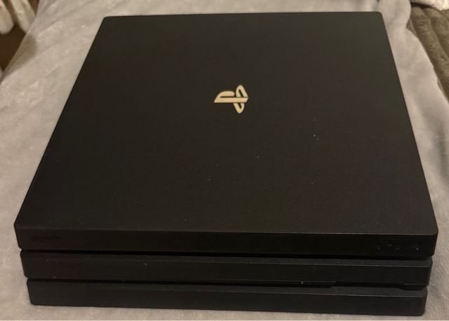 Consola PS4 Pro 500GB