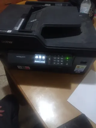 Impresora multifunción Brother