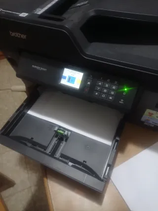 Impresora multifunción Brother