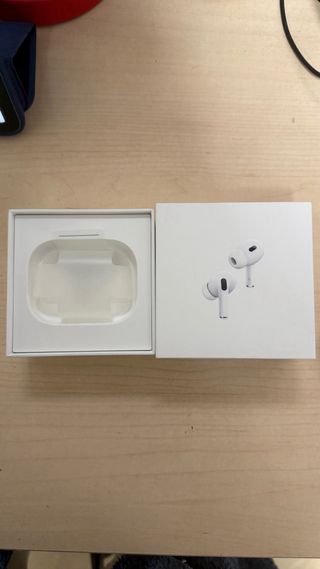 Estuche AirPods Pro 2 Lightning originales