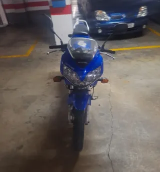 Honda CBR 125R Azul