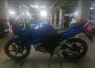 Honda CBR 125R Azul