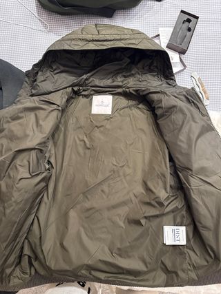 Chaqueta Moncler verde y marrón con capucha