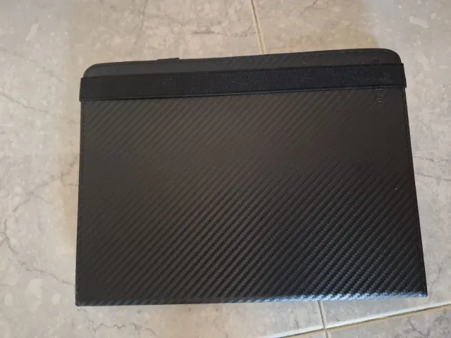 Funda Tablet Negra Carbono