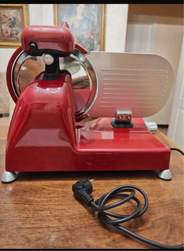 Affettatrice professionale rossa RGV