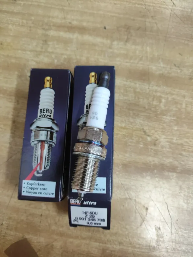 2 Velas de Ignição BERU ultra Z 29 14F-5DU 0.6mm
