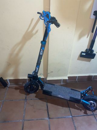 Patinete eléctrico con motor nuevo