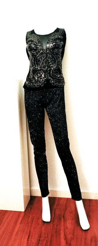 Conjunto Top Lentejuelas y Pantalón Negro