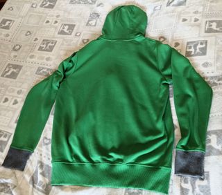 Felpa con cappuccio e bottoni verde Tg L