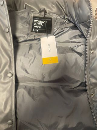 Chaleco Corto Gris,efecto piel,de abrigo